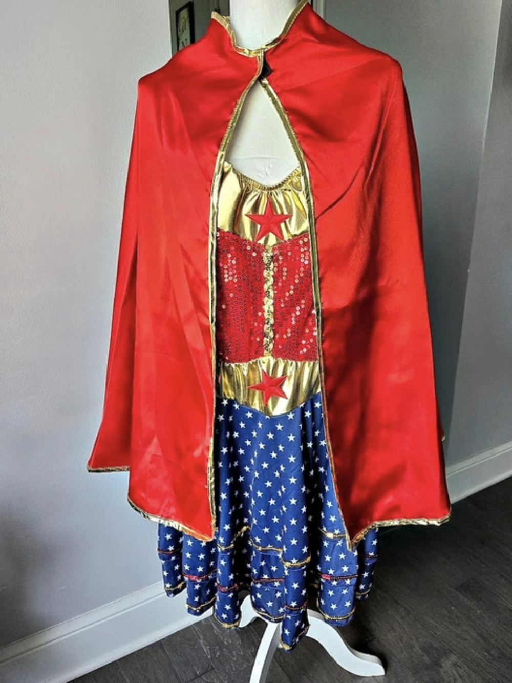 Party King Plus Size Wonder Woman Costume 3X & Rubies DC Cape Set 6PC Cosplay